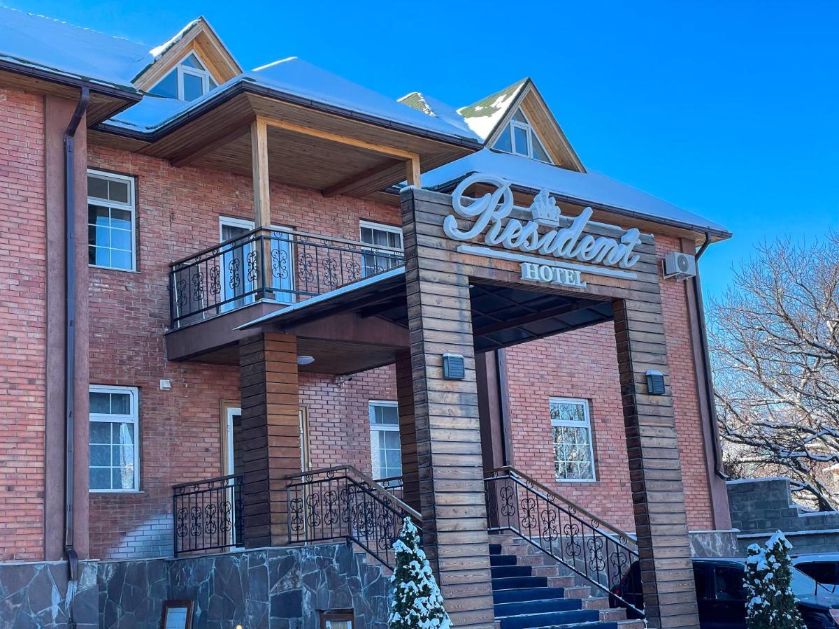 Resident Hotel Kaskelen Exterior foto